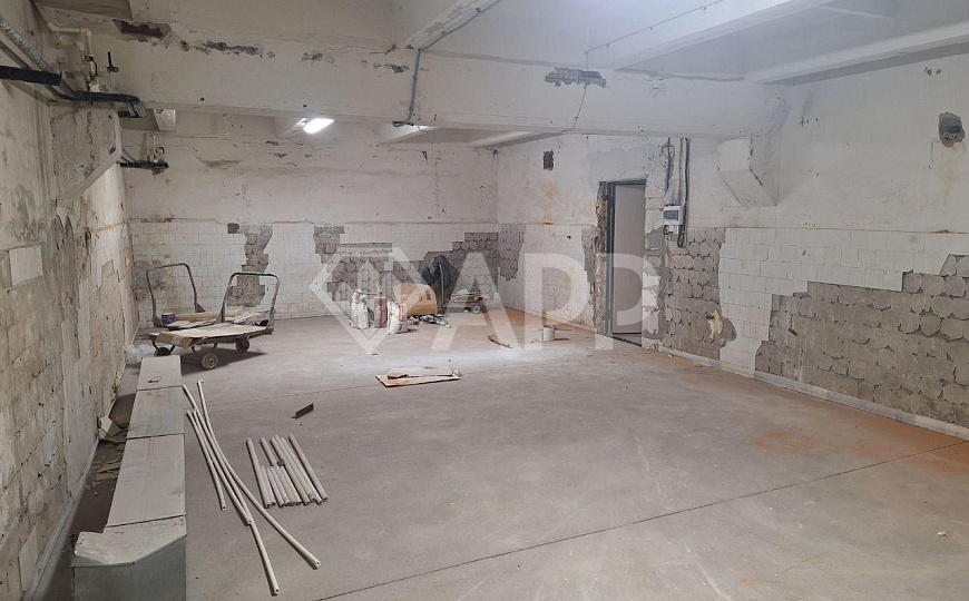 Продам помещение в цоколе в центре(ГАБ), 377,6м² фото