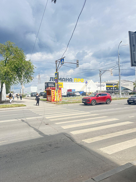 Помещение свободного назначения 99,1 м2 напротив Космопорта фото
