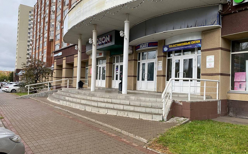 Аренда 1 линия 425м2 фото