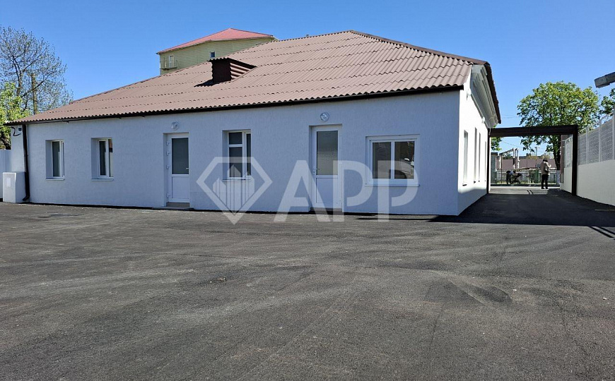 Продаю отдельно стоящее здание, 170 м² фото