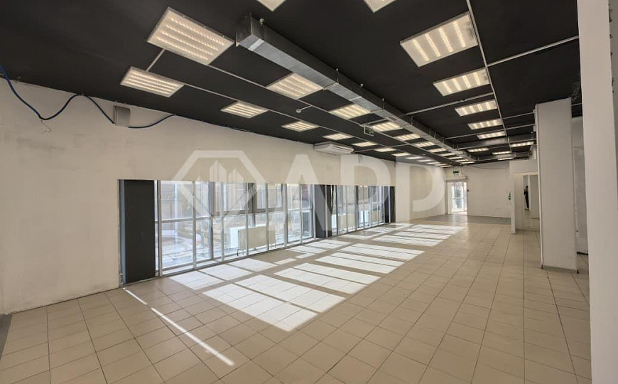 Сдаю помещение свободного назначения, 147,45 м² фото