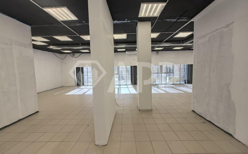 Сдаю помещение свободного назначения, 147,45 м² фото