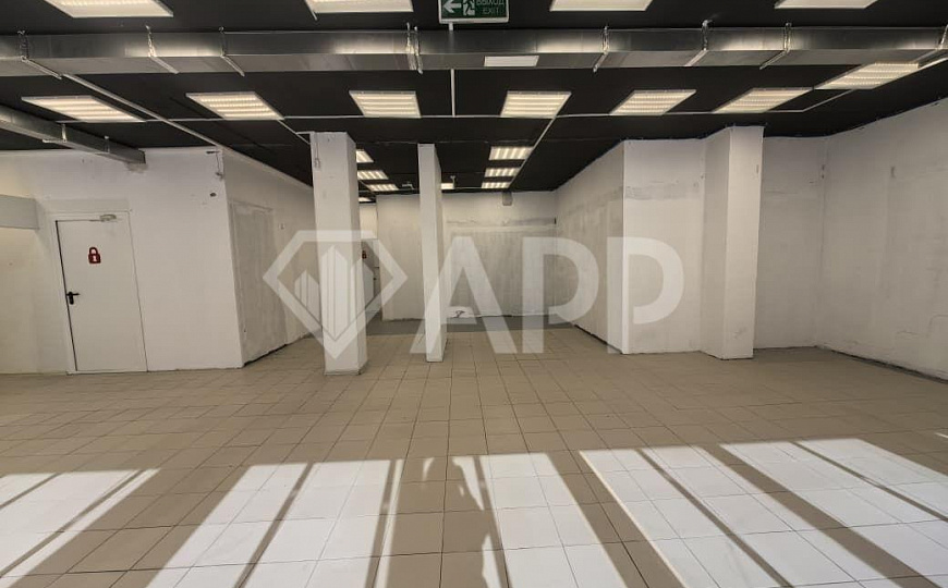 Сдаю помещение свободного назначения, 147,45 м² фото