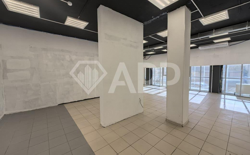 Сдаю помещение свободного назначения, 147,45 м² фото