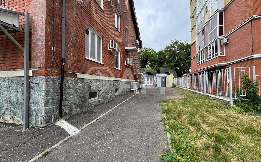 Жилой массив/Торговля/Услуги/Высокий трафик фото