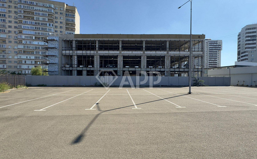 Сдаю торговый центр, 1 500 м² фото