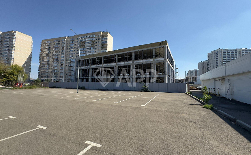 Сдаю торговый центр, 1 500 м² фото