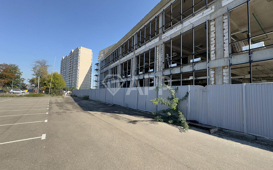 Сдаю торговый центр, 1 500 м² фото