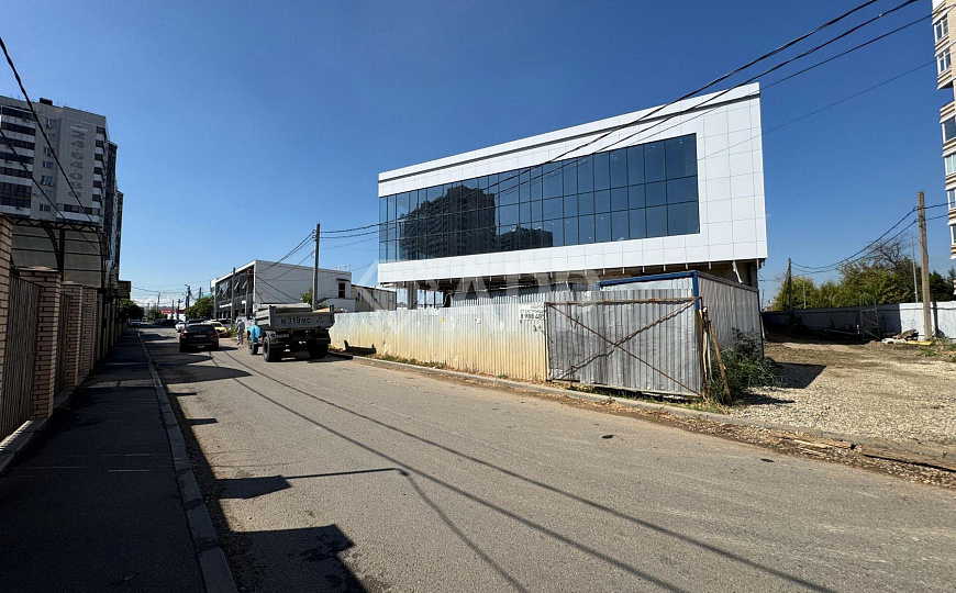 Сдаю торговый центр, 1 500 м² фото