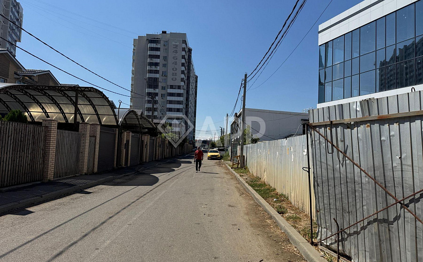 Сдаю торговый центр, 1 500 м² фото