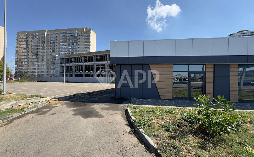 Сдаю торговый центр, 1 500 м² фото