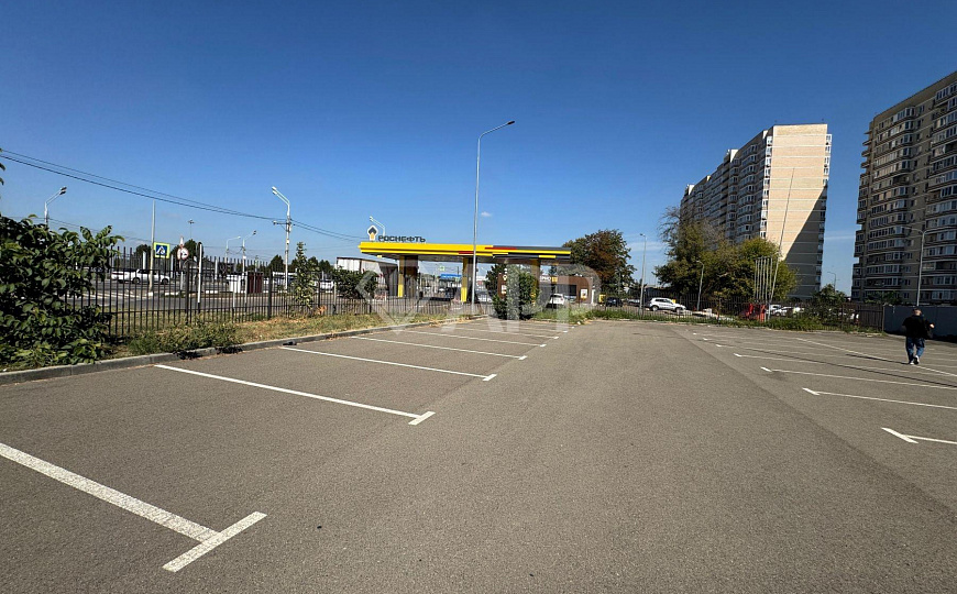 Сдаю торговый центр, 1 500 м² фото