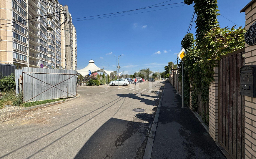 Сдаю торговый центр, 1 500 м² фото