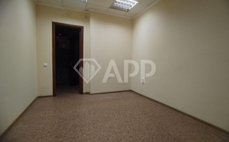 Продаю коммерческое помещение под офис, услуги, торговлю 51,9 м2  фото