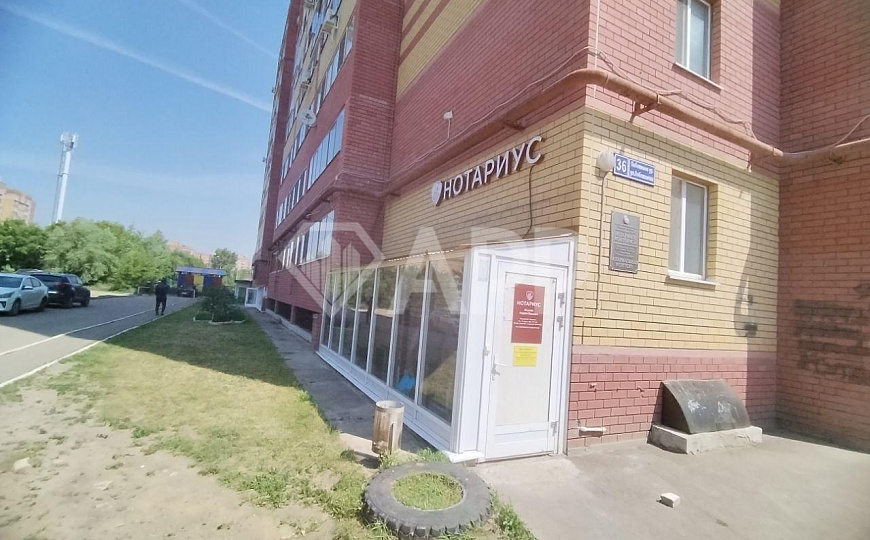 Продаю коммерческое помещение под офис, услуги, торговлю 51,9 м2  фото