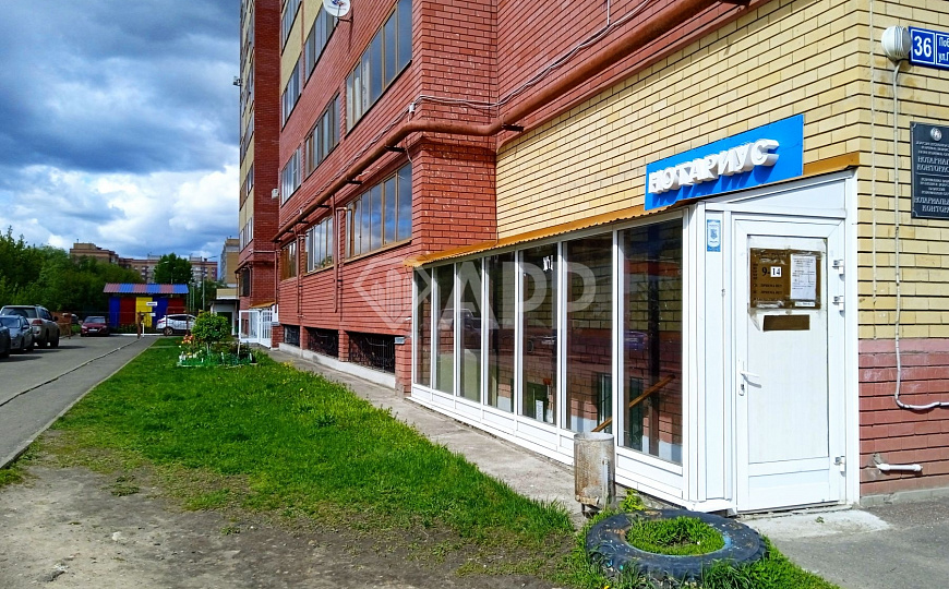 Продаю коммерческое помещение под офис, услуги, торговлю 51,9 м2  фото