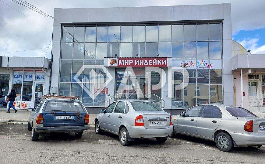 Продам торговое помещение, 230 м² фото