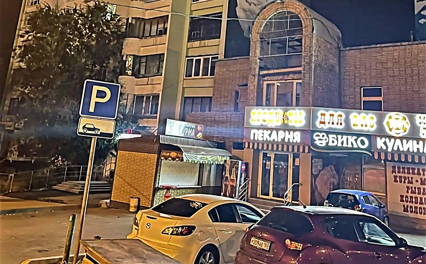 Помещение 85 м² на первой линии фото