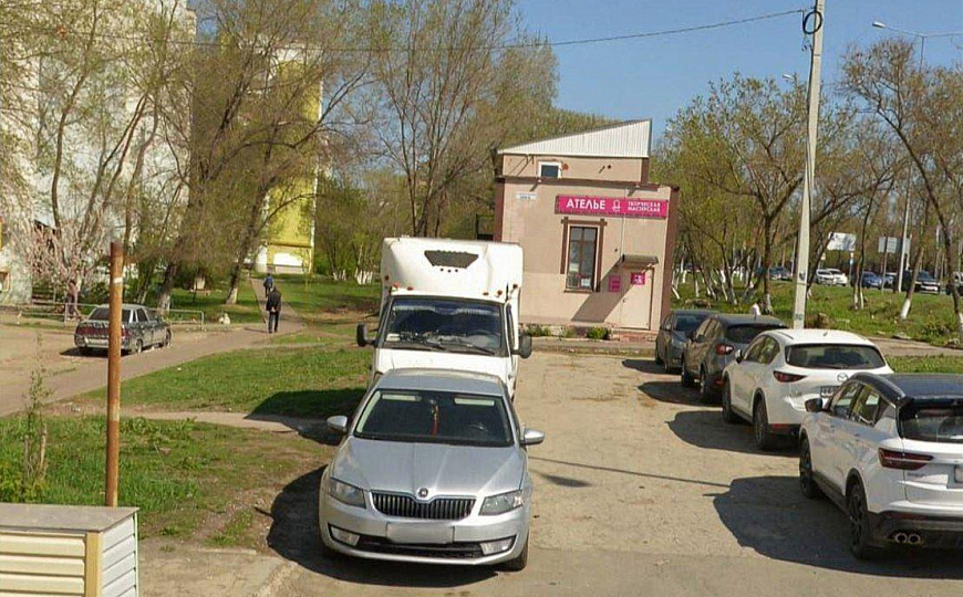 Помещение 85 м² на первой линии фото