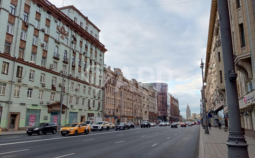 Стрит ритейл в центре фото