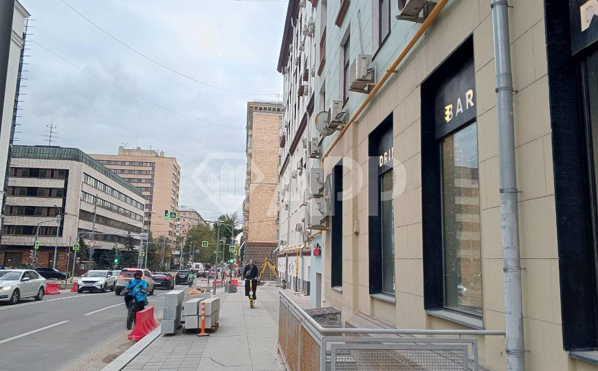 Стрит ритейл в центре фото