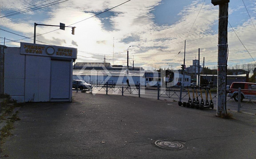 Торговый павильон на трафике 50 м2 фото