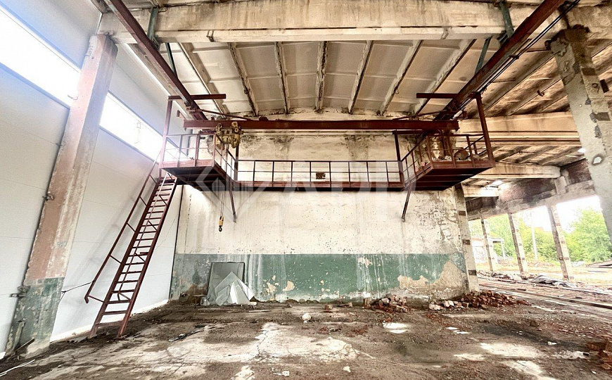 Продается производственная база 1,1 Га земли, АБК и производственный корпус, 1 линия ул. Пойма фото