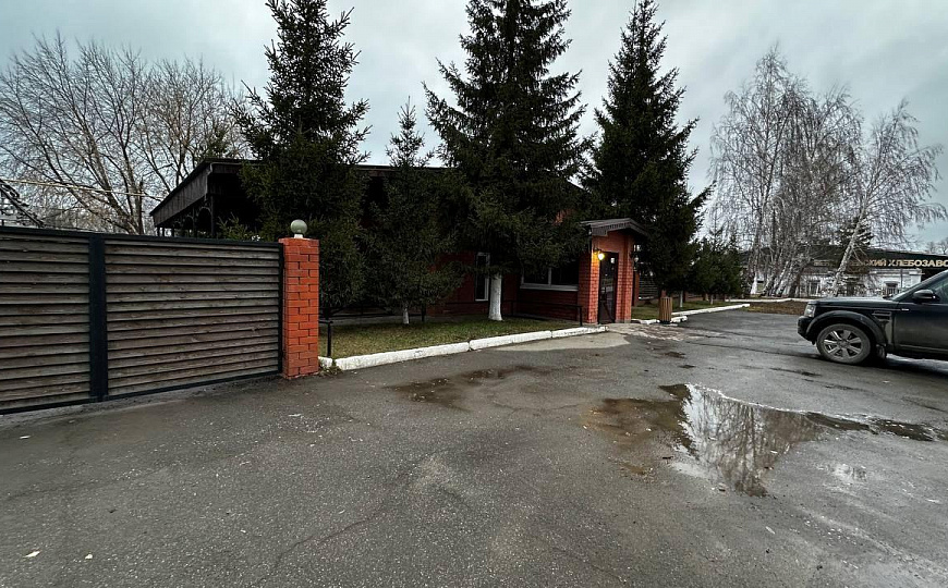 Продаю отдельно стоящее здание фото