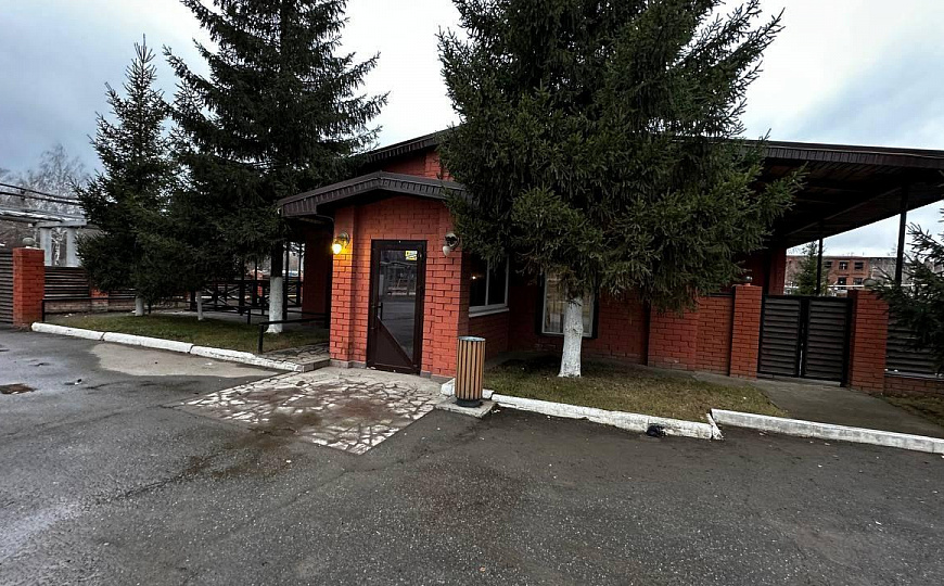 Продаю отдельно стоящее здание фото