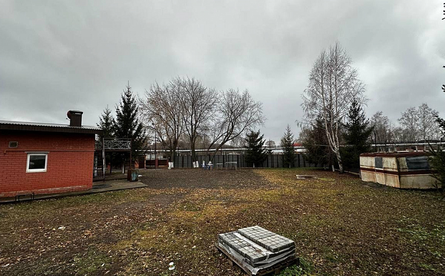 Продаю отдельно стоящее здание фото
