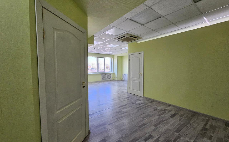 Сдам офисное помещение, 70 м² фото