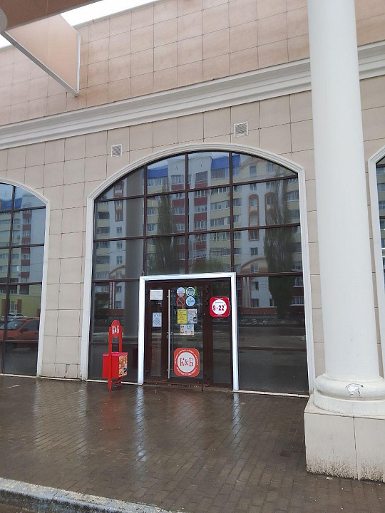 Продаётся действующий торговый центр "Ёлка", расположенный в историческом центре города фото