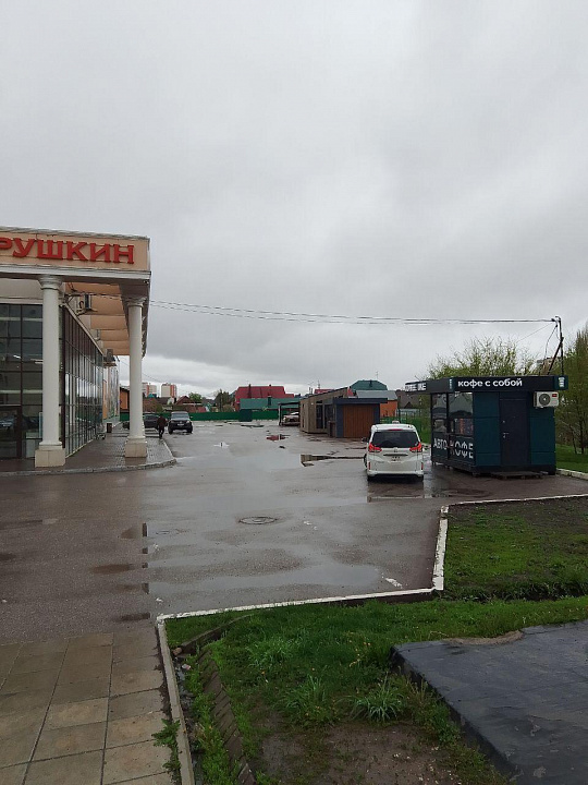 Продаётся действующий торговый центр "Ёлка", расположенный в историческом центре города фото