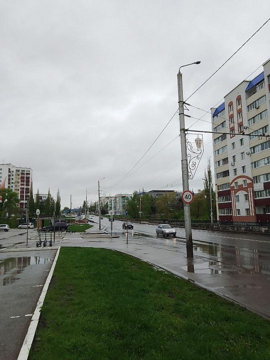 Продаётся действующий торговый центр "Ёлка", расположенный в историческом центре города фото