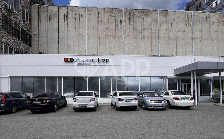 Сдам торговое помещение, 1 376,6 м² фото