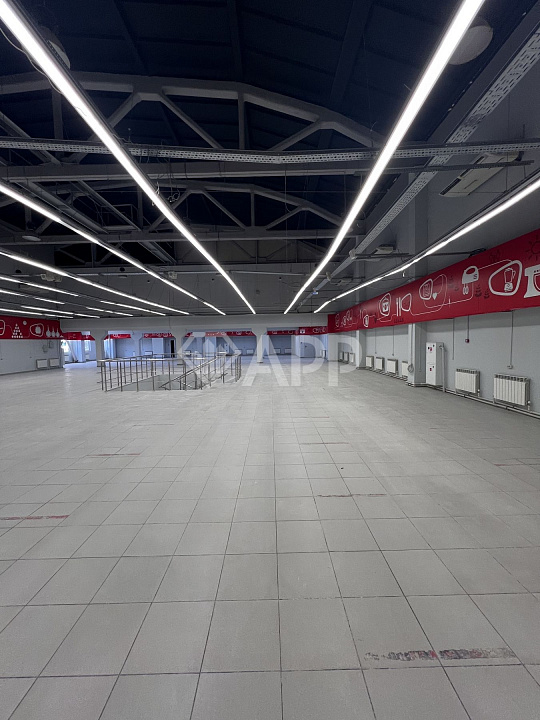 Сдам торговое помещение, 1 376,6 м² фото