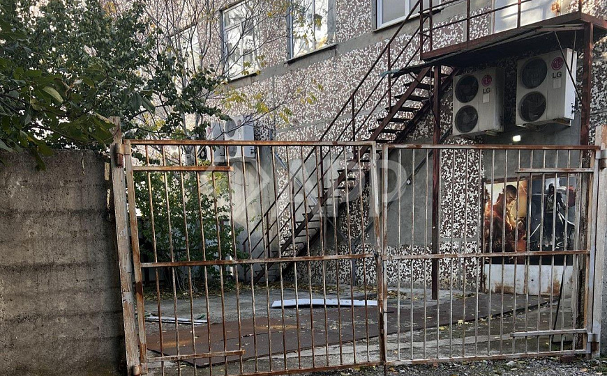 Сдам торговое помещение, 1 376,6 м² фото