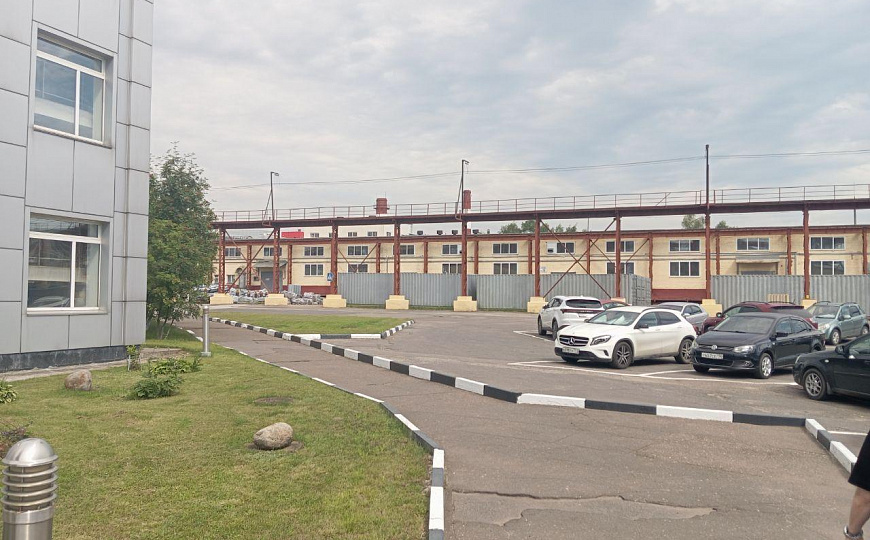 Сдам производственное помещение 2500 м² фото