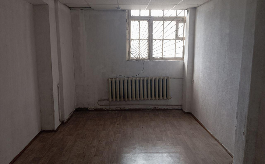 Сдам производственное помещение 2500 м² фото