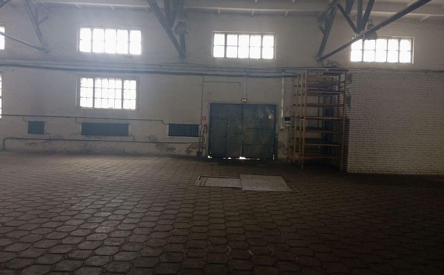 Сдам производственное помещение 2500 м² фото