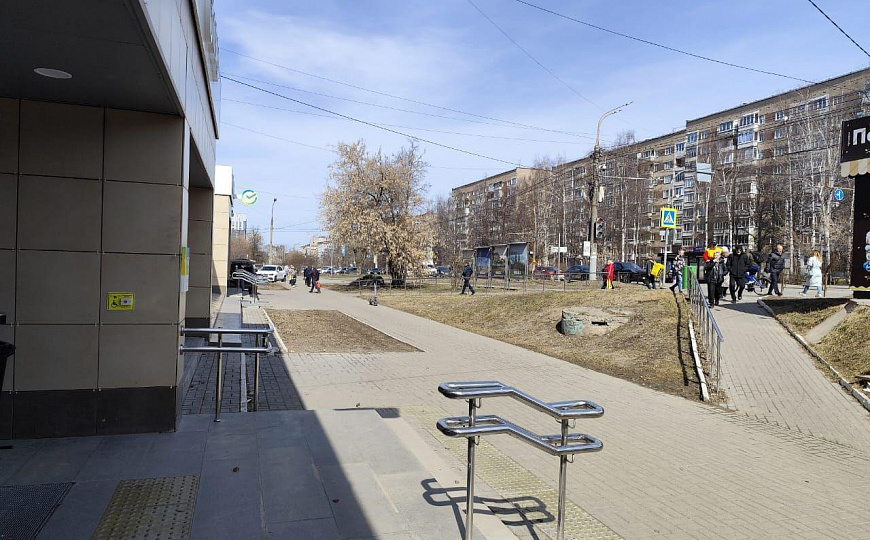 Аренда офиса/торгового помещения в центре Ижевска 1 линия 96м² фото