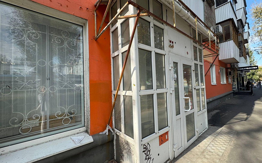 Торговое помещение 76 м2 фото