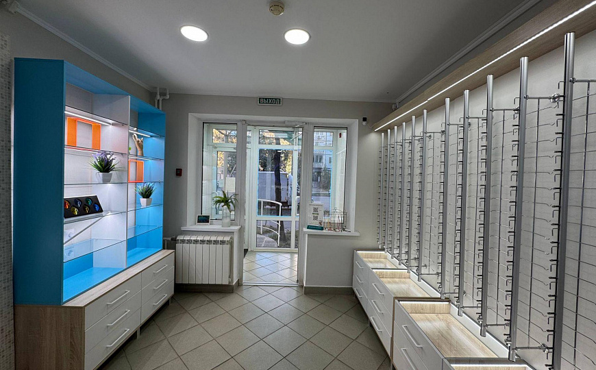 Торговое помещение 60,5 м2 на первой линии фото