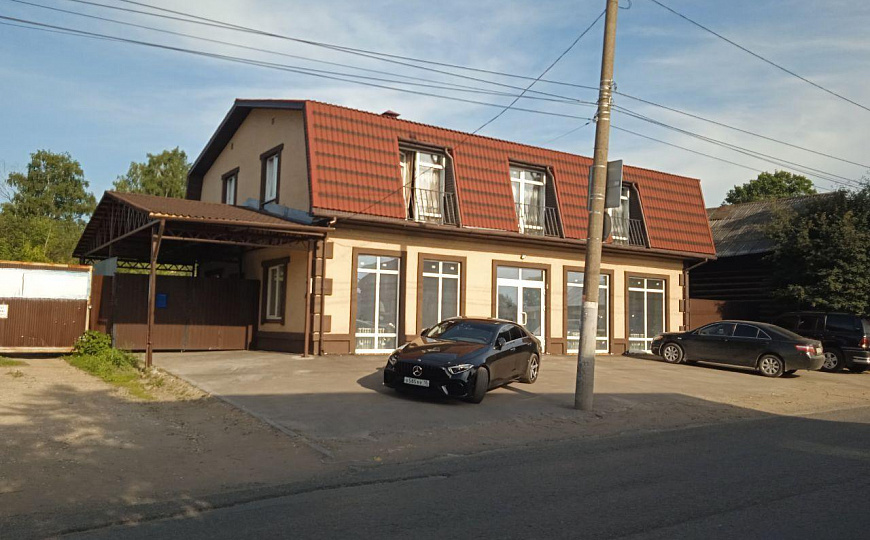 Сдам помещение на первой линии Совхозной фото