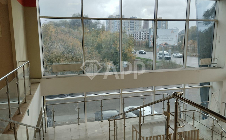 Сдаю помещение с очень высоким трафиком, 760м² фото