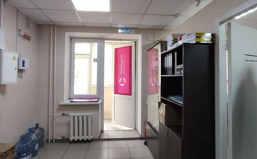 Нежилое помещение с арендатором, 55 м² фото