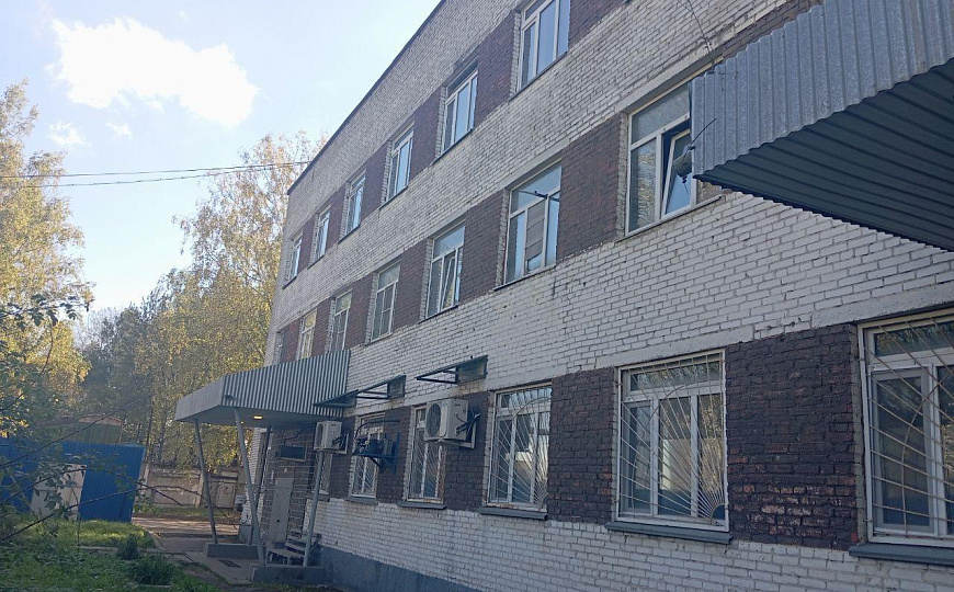 Сдам часть здания под хостел/общежитие фото
