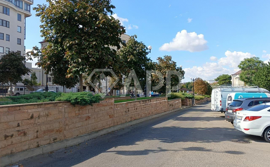 Сдаю торговое помещение , 500 м² фото