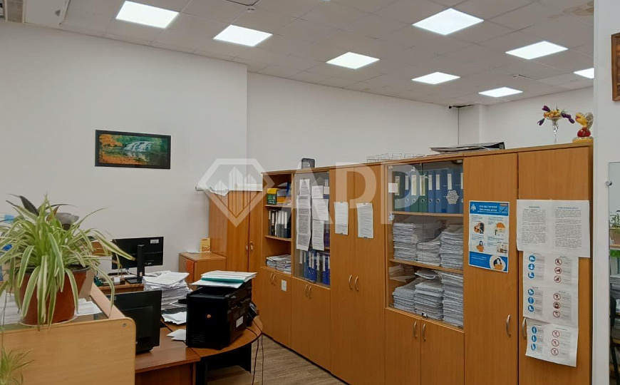 Сдаю торговое помещение , 500 м² фото