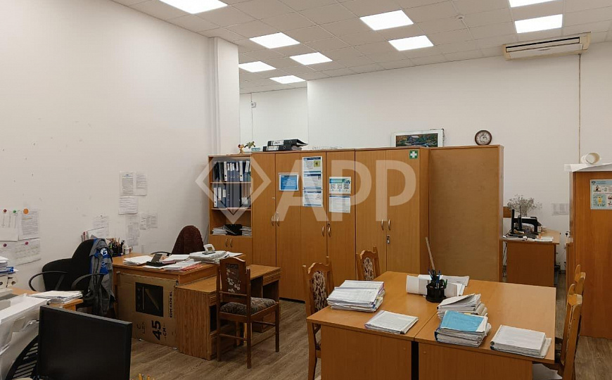 Сдаю торговое помещение , 500 м² фото
